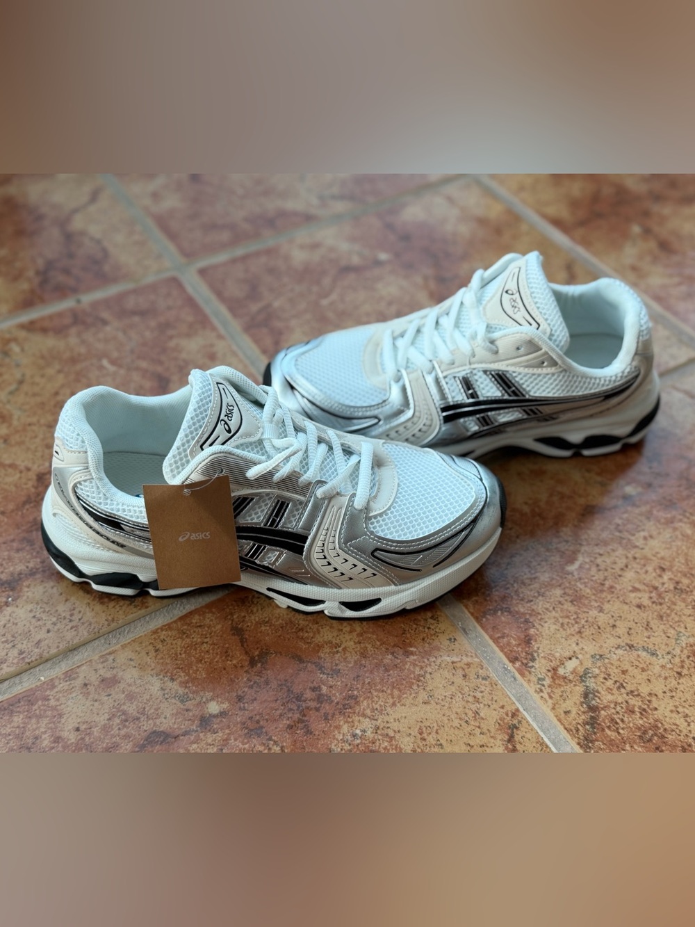 Size 7.5 Men’s And Women’s 9 - Asics Gel Kayano 14 White and Silver Cream